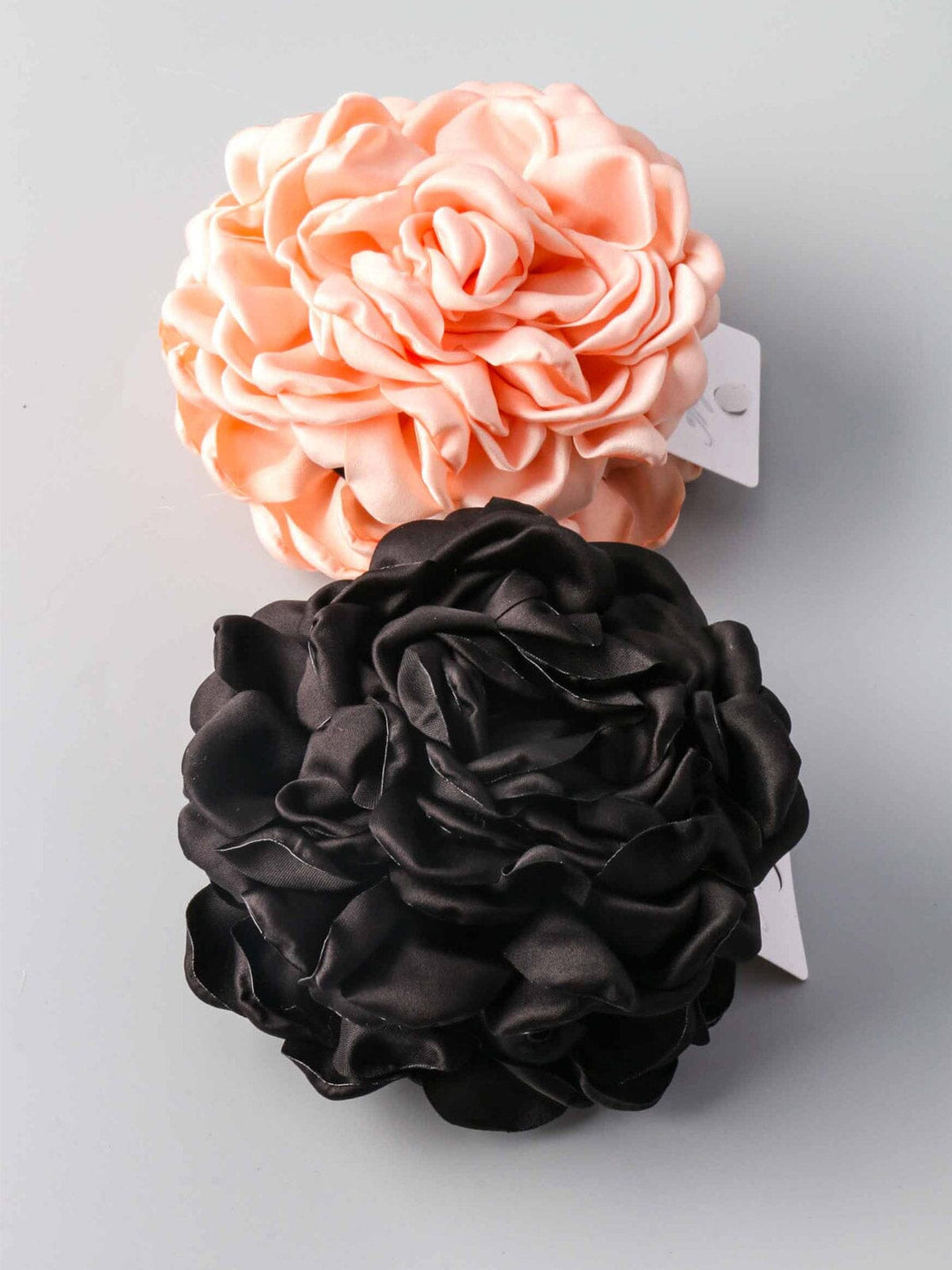 FASHION BLACK ROSE DETAILED CLAW HAIR CLIPS