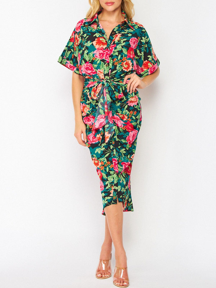 WOMEN'S SHORT SLEEVE BUTTON UP RUCHED FLORAL MIDI DRESS