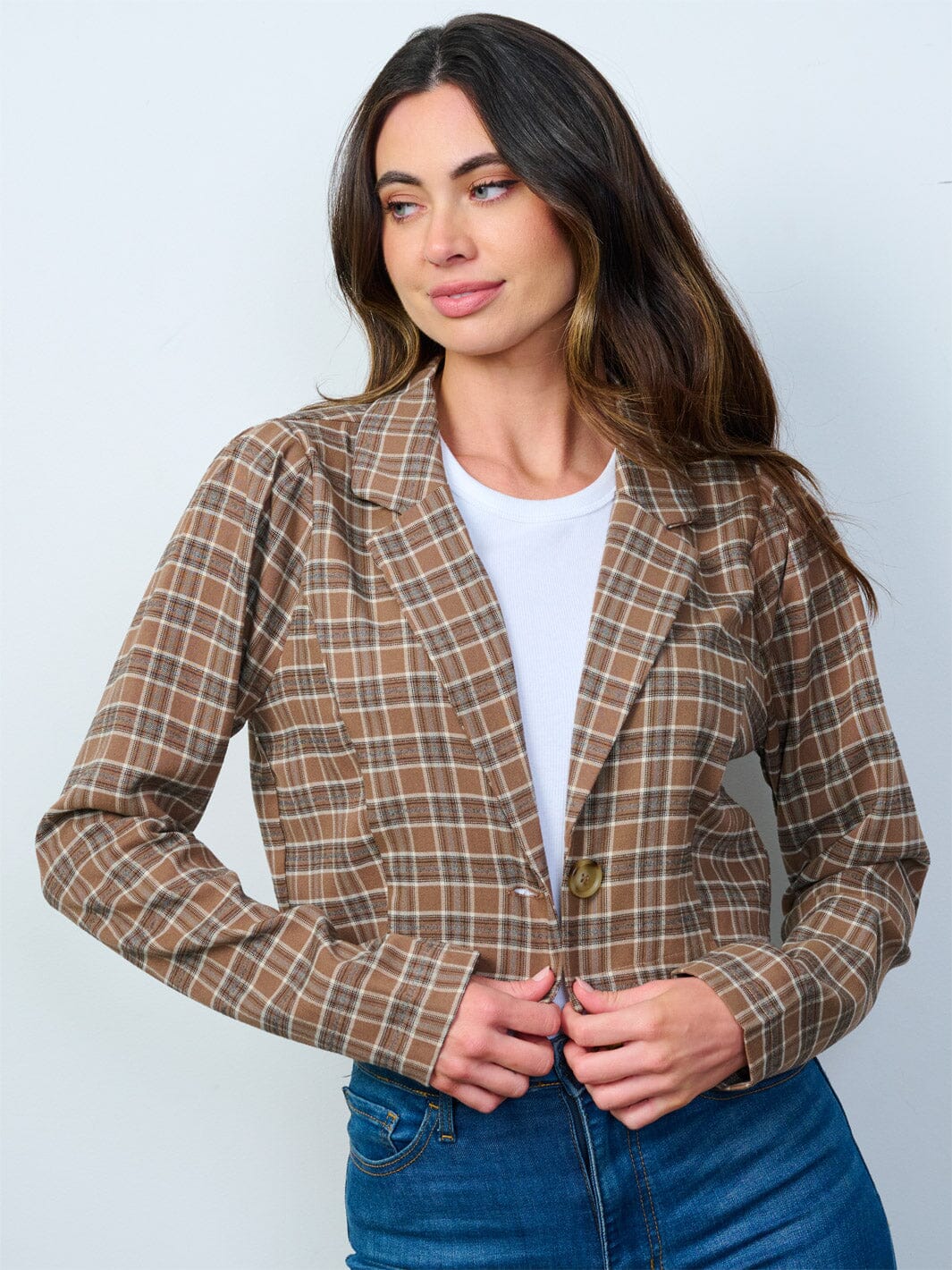WOMEN'S LONG SLEEVE BUTTON CLOSURE PLAID CROP BLAZER