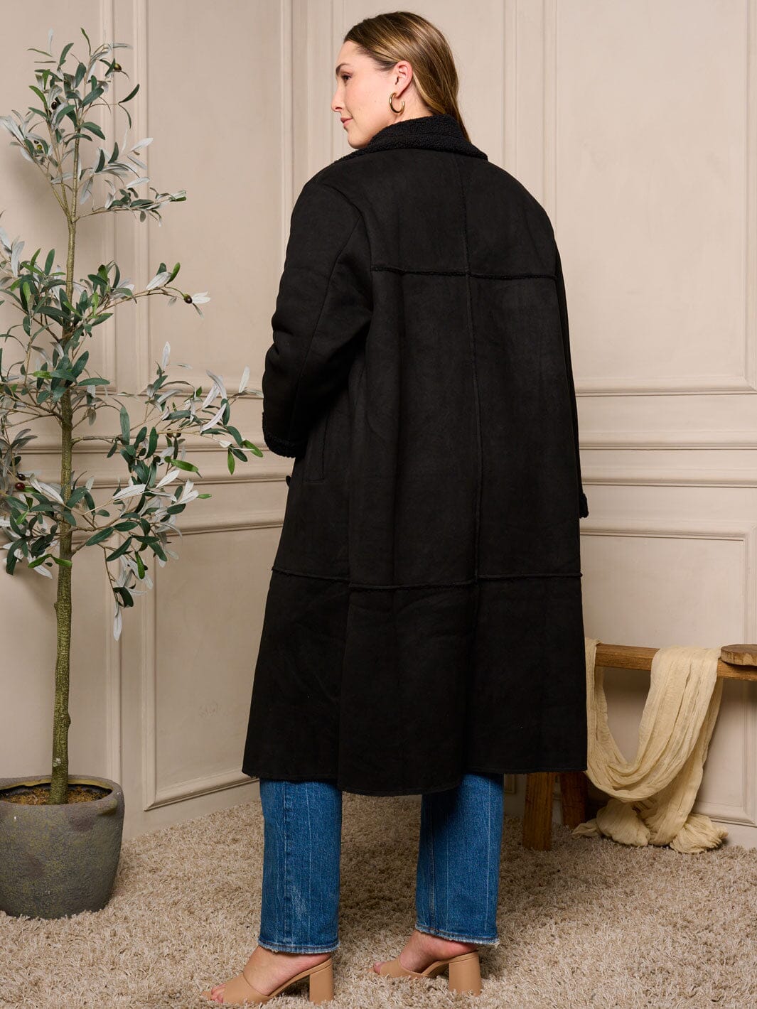 PLUS SIZE LONG SLEEVE BUTTON CLOSURE POCKETS SHERPA COAT