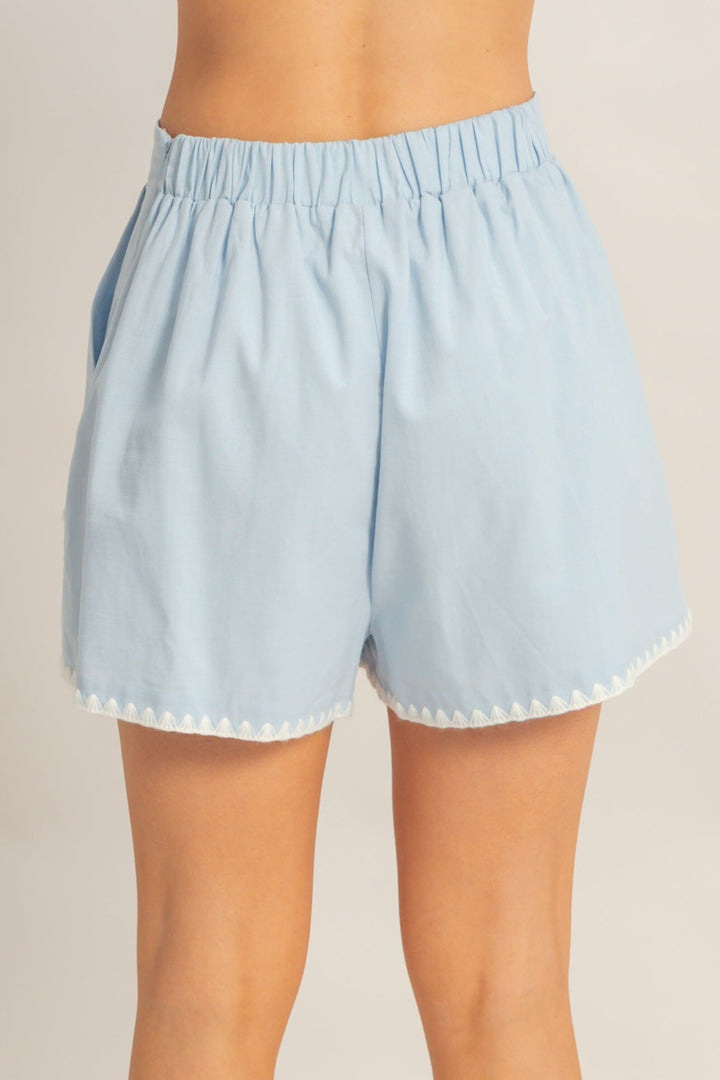 *******WOMEN'S ELASTIC WAIST FRONT POCKETS TRIM DETAILED SHORTS