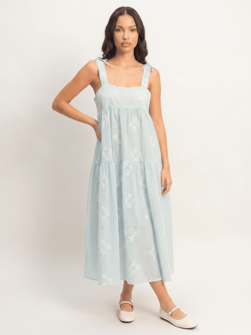 ****************WOMEN'S SLEEVELESS SQUARE NECK EMBROIDERY FLORAL PLAID TIERED MAXI DRESS