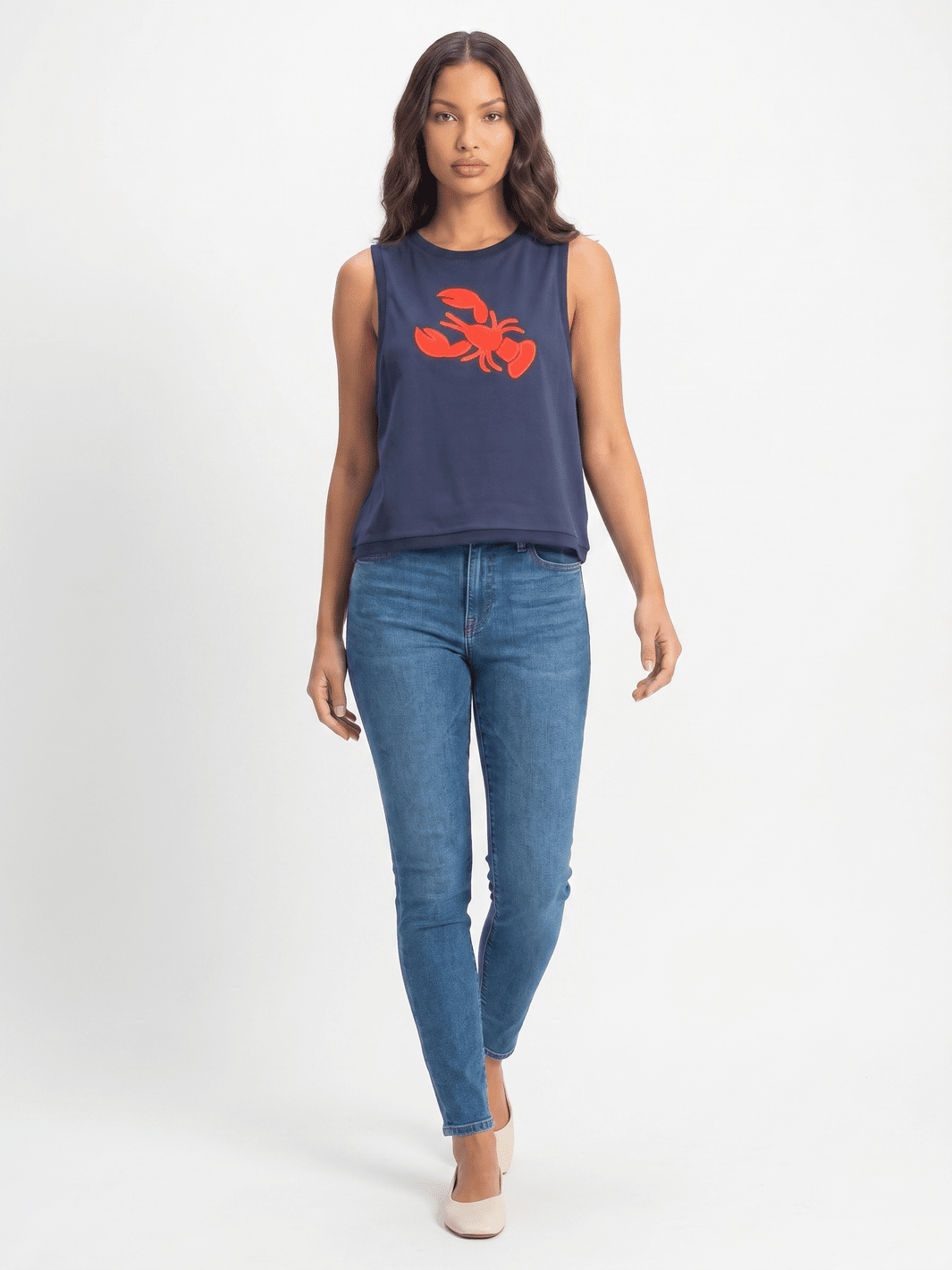 WOMEN'S SLEEVELESS EMBROIDERY CRAB BASIC TANK TOP