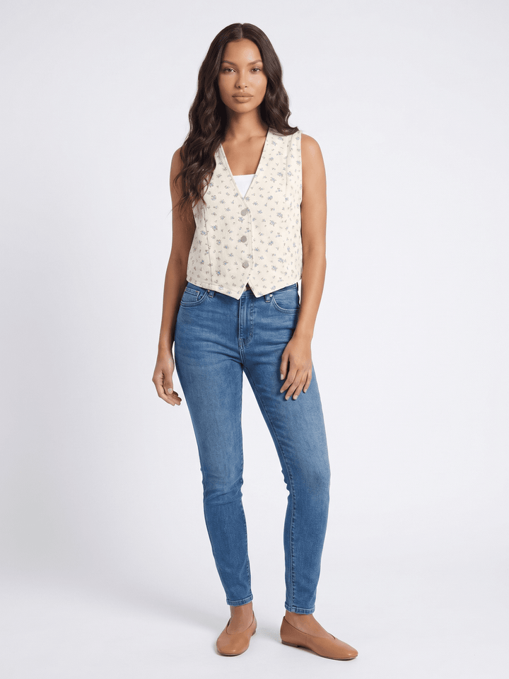 **********WOMEN'S SLEEVELESS V-NECK BUTTON UP FLORAL DENIM TOP