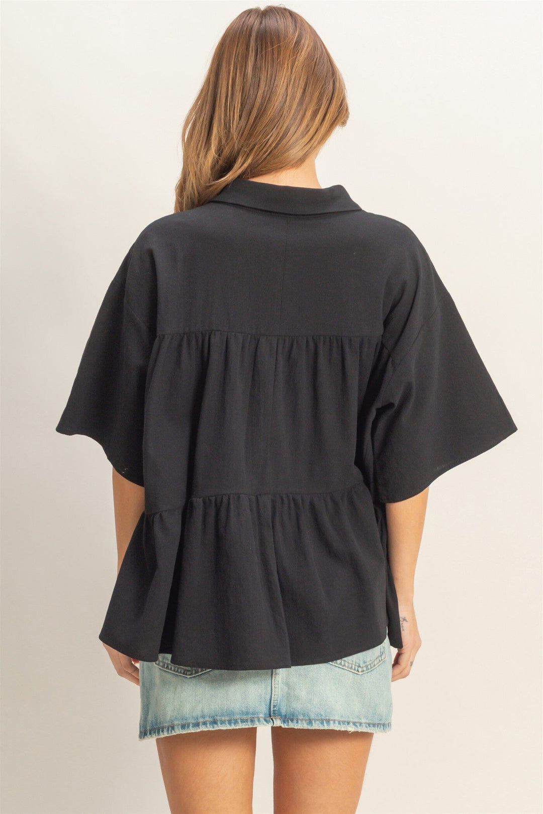 WOMEN'S SHORT SLEEVE BUTTON UP TIERED TUNIC TOP