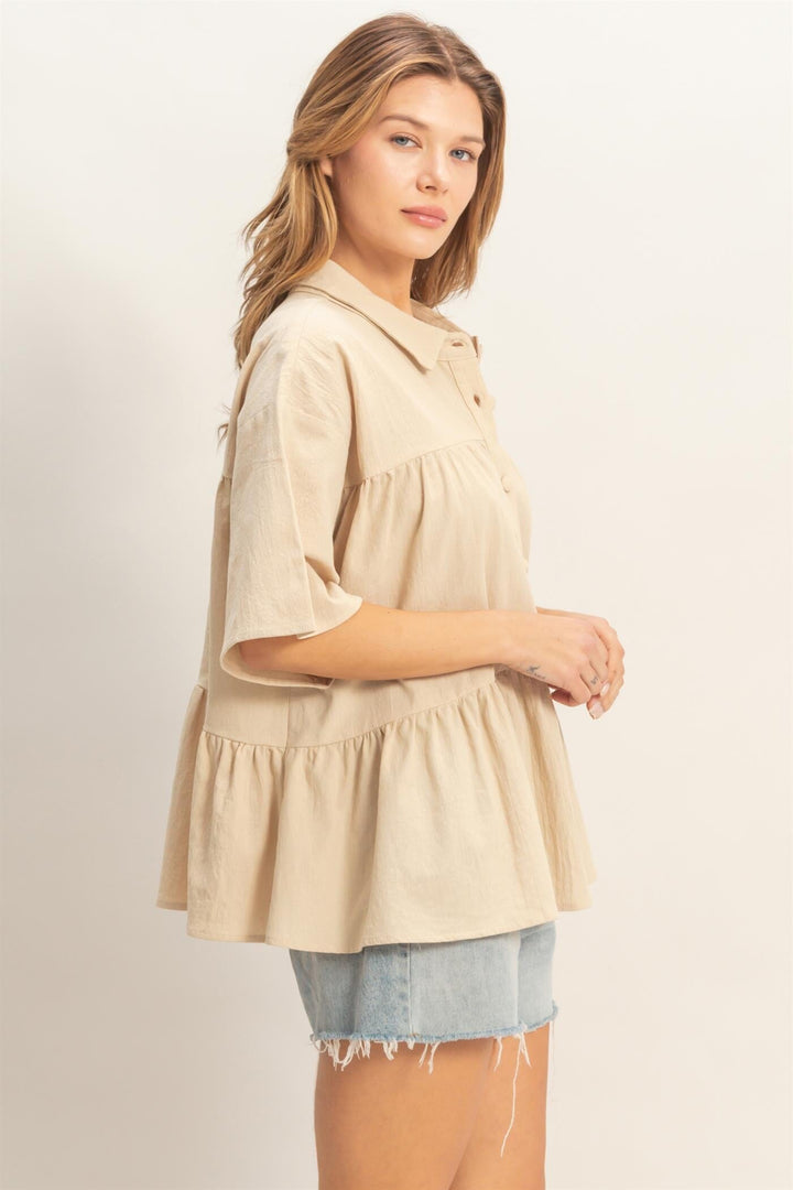 WOMEN'S SHORT SLEEVE BUTTON UP TIERED TUNIC TOP