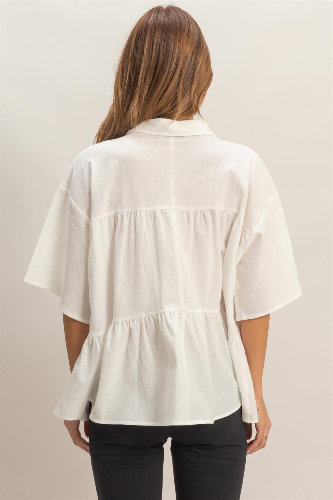 WOMEN'S SHORT SLEEVE BUTTON UP TIERED TUNIC TOP