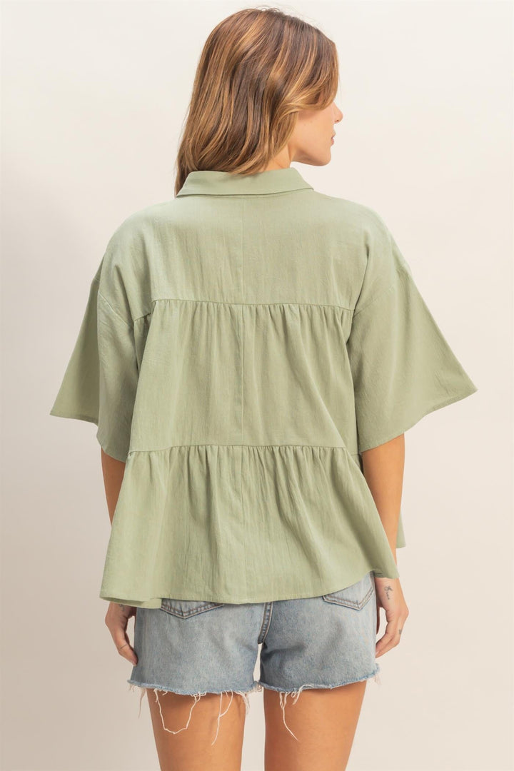 WOMEN'S SHORT SLEEVE BUTTON UP TIERED TUNIC TOP