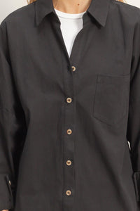 WOMEN'S LONG SLEEVE BUTTON UP FRONT POCKET SHIRT