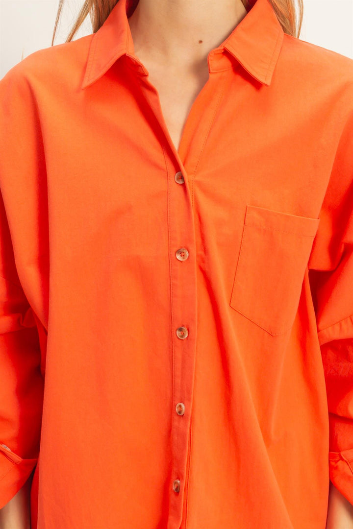 WOMEN'S LONG SLEEVE BUTTON UP FRONT POCKET SHIRT