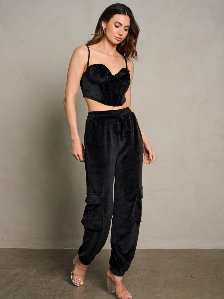 WOMEN'S SLEEVELESS CROP TOP & ELASTIC WAIST PANTS CARGO 2PC. SET