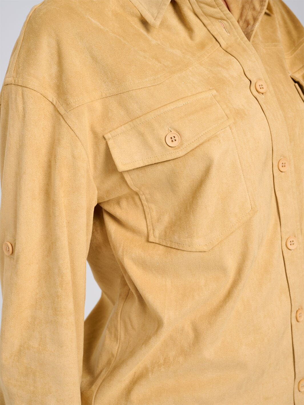 WOMEN'S LONG SLEEVE BUTTON CLOSURE FRONT POCKETS TOP