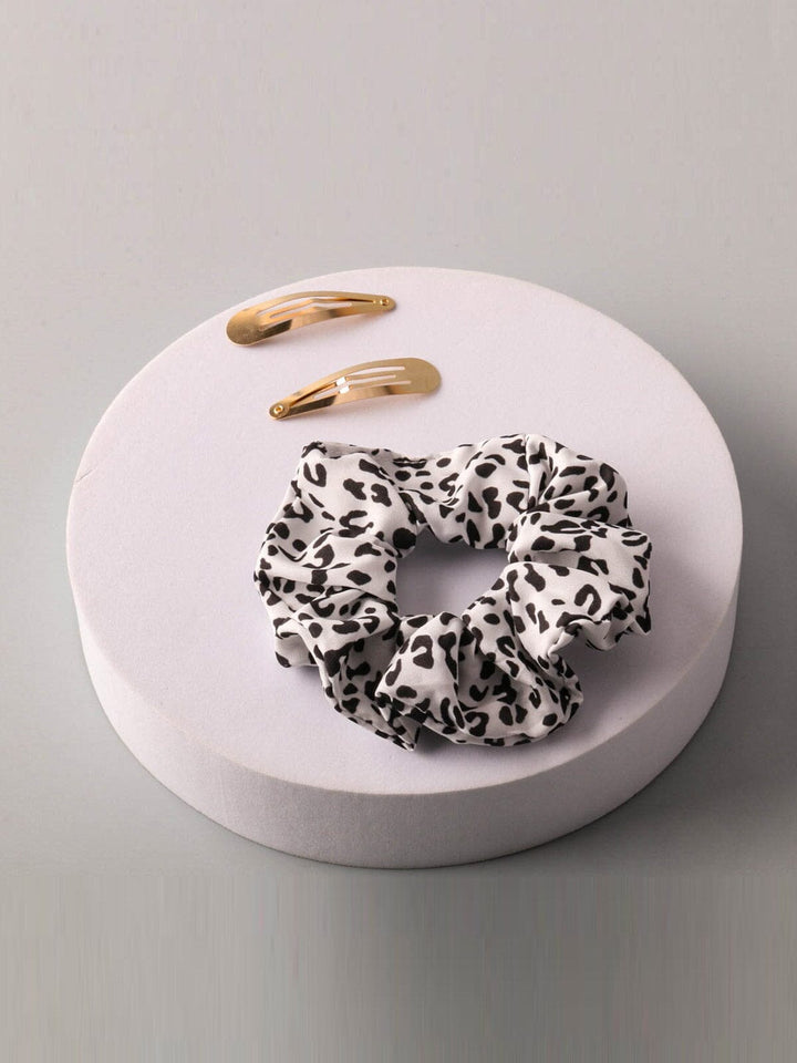 FASHION ANIMAL PRINT SCRUNCHIES & HAIR CLIPS SET