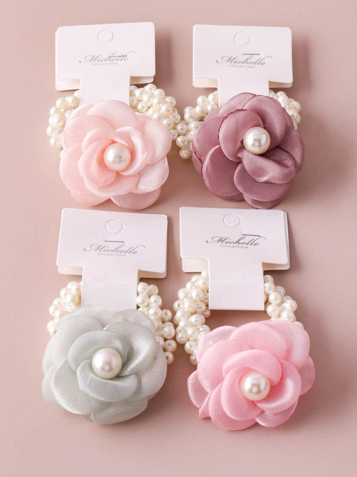 WOMEN'S ASSORTED COLORS FLOWER PEARL HAIR SCRUNCHIES