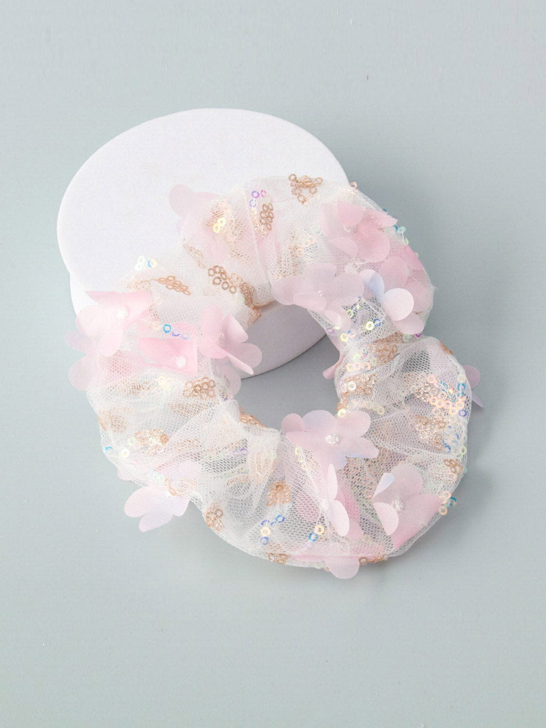 FASHION ASSORTED COLORS FLOWER SEQUINS SCRUNCHIES