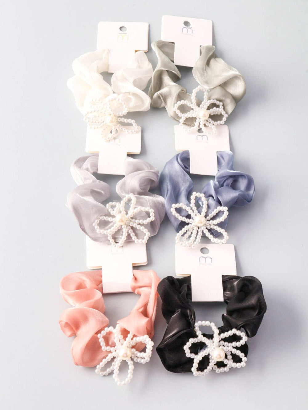 FASHION ASSORTED COLORS FLOWER PEARL SCRUNCHIES