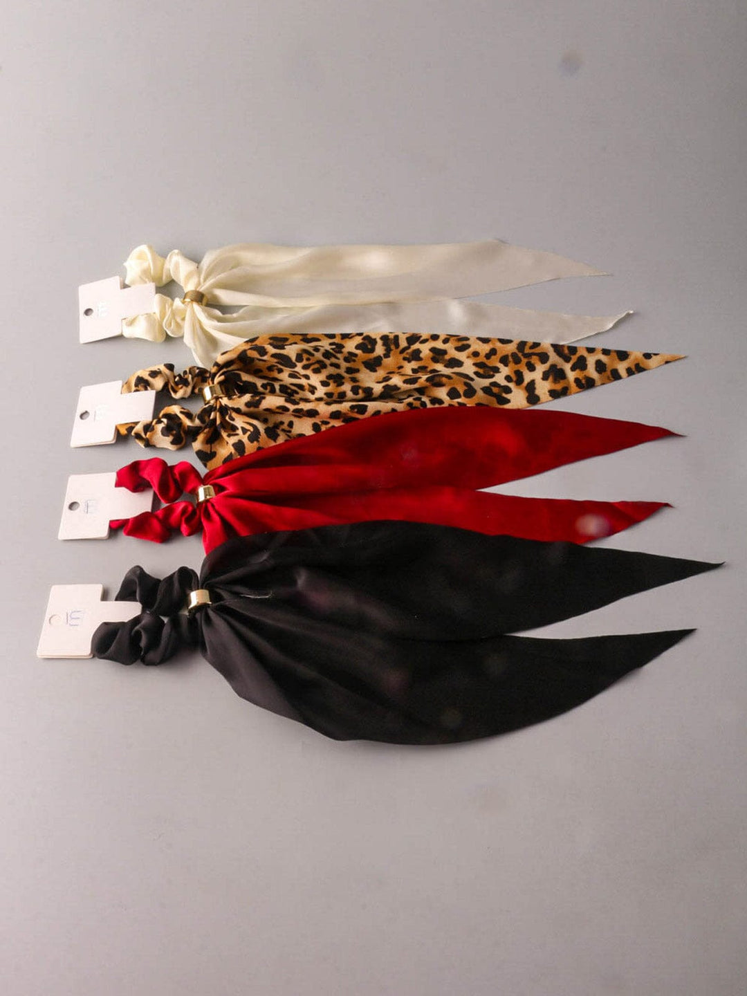 FASHION ASSORTED COLORS SCRUNCHIES