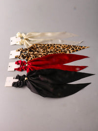 FASHION ASSORTED COLORS SCRUNCHIES