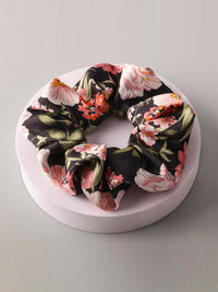FASHION ASSORTED COLORS SCRUNCHIES