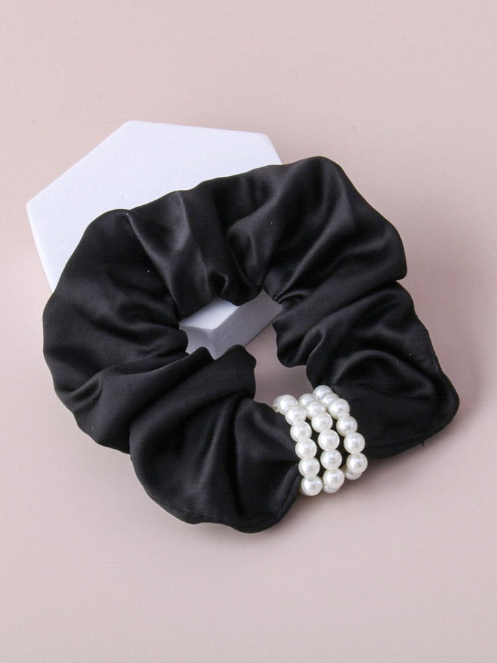 WOMEN'S PEARL DETAILED ASSORTED COLORS HAIR SCRUNCHIES