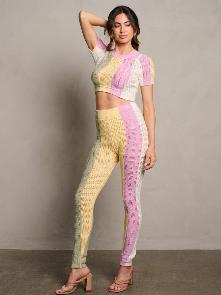 WOMEN'S SHORT SLEEVE CROP TOP & SKINNY LEG PANTS KNITTED 2PC. SET