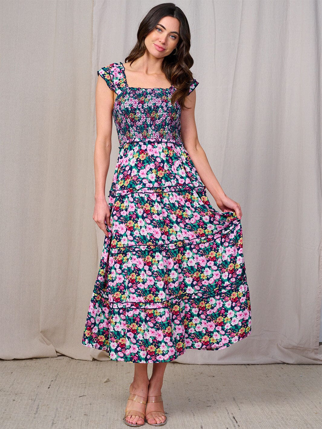 WOMEN'S SLEEVLESS SMOCK TIERED FLORAL MAXI DRESS