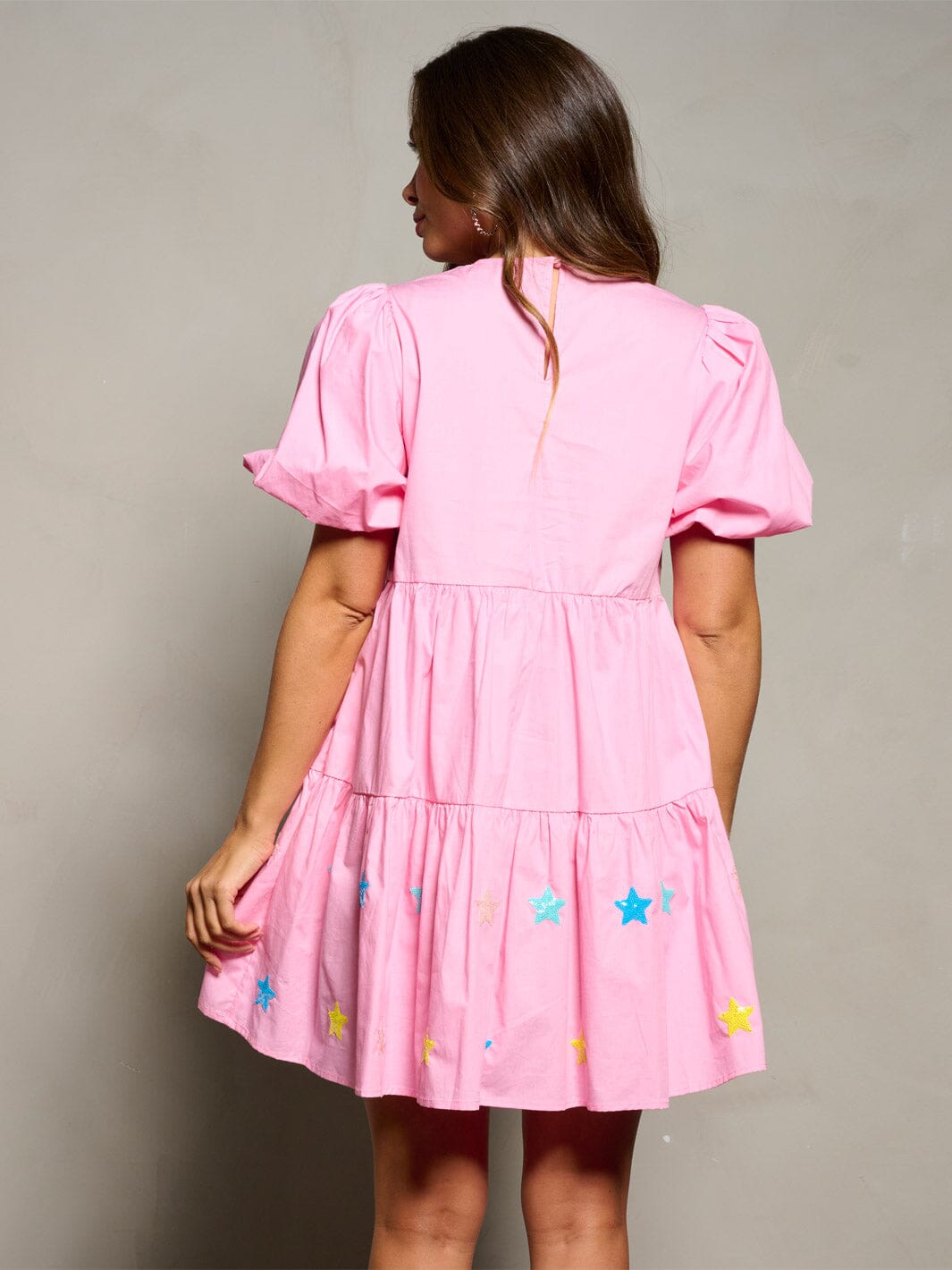 WOMEN'S SHORT PUFF SLEEVE V-NECK TIERED SEQUINS STARS MINI DRESS