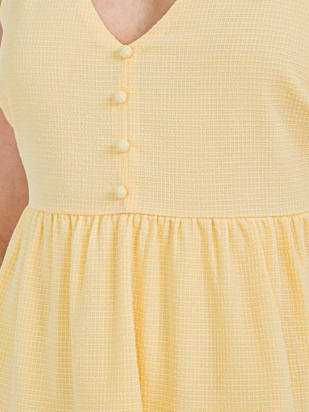 WOMEN'S SLEEVELESS V-NECK TIERED RUFFLE MINI DRESS