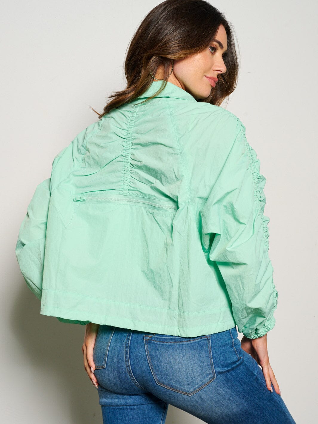 WOMEN'S LONG SLEEVE RUCHED POCKETS ZIP UP JACKET