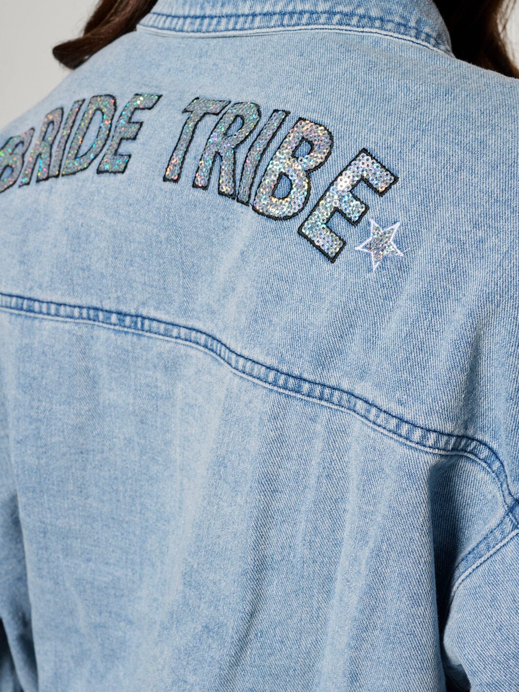 WOMEN'S LONG SLEEVE BUTTON CLOSURE STUDS GRAPHIC DENIM JACKET