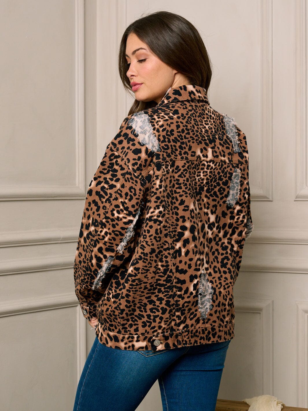 WOMEN'S LONG SLEEVE BUTTON UP ANIMAL PRINT DISTRESS DENIM JACKET