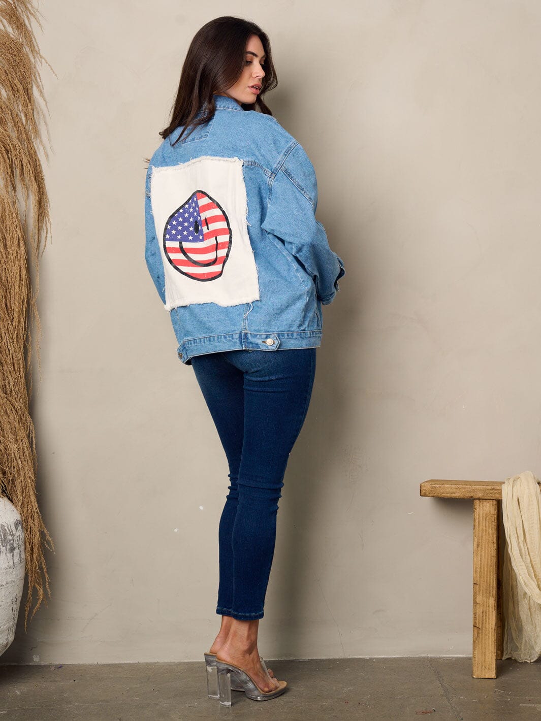 WOMEN'S LONG SLEEVE BUTTON UP BACK GRAPHIC DETAILED DENIM JACKET