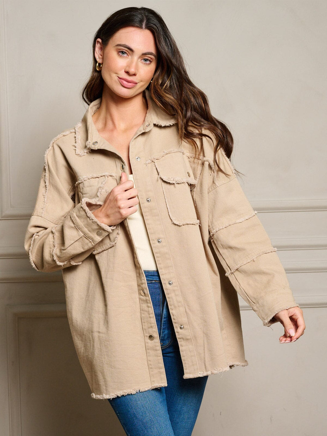 WOMEN'S LONG SLEEVE GRAPHIC BUTTON UP RAW EDGE DENIM JACKET