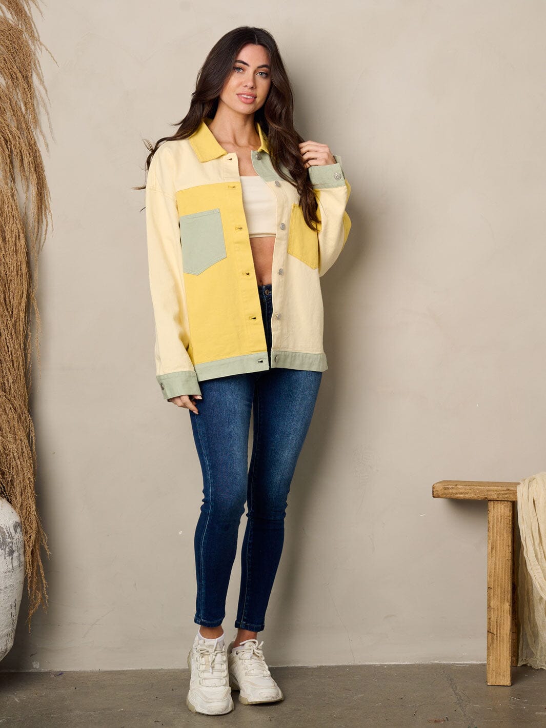 WOMEN'S LONG SLEEVE BUTTON UP COLORBLOCK DENIM JACKET