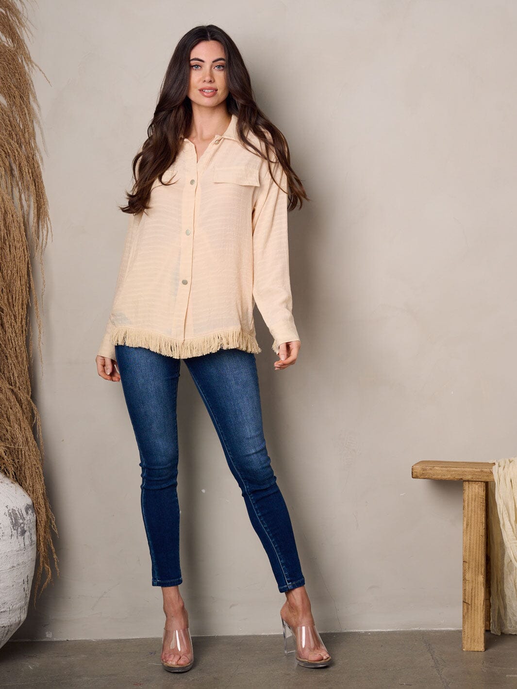 WOMEN'S LONG SLEEVE BUTTON UP RAW BOTTOM HEM TOP