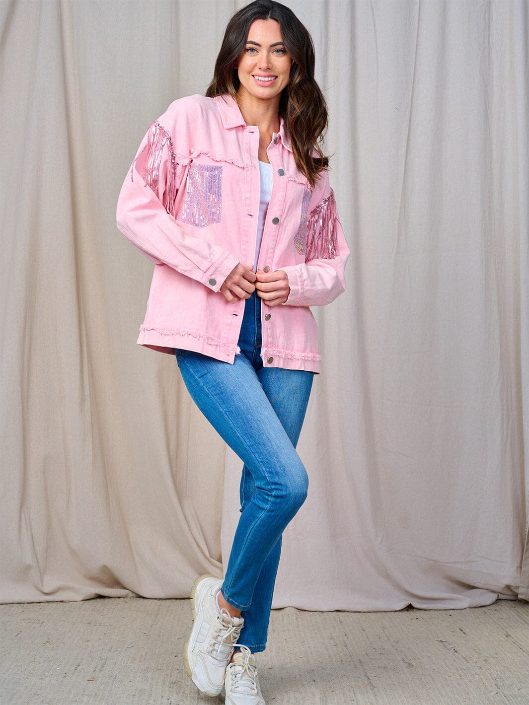 WOMEN'S LONG SLEEVE BUTTON CLOSURE FRONT POCKETS SEQUINS FRINGE DENIM JACKET