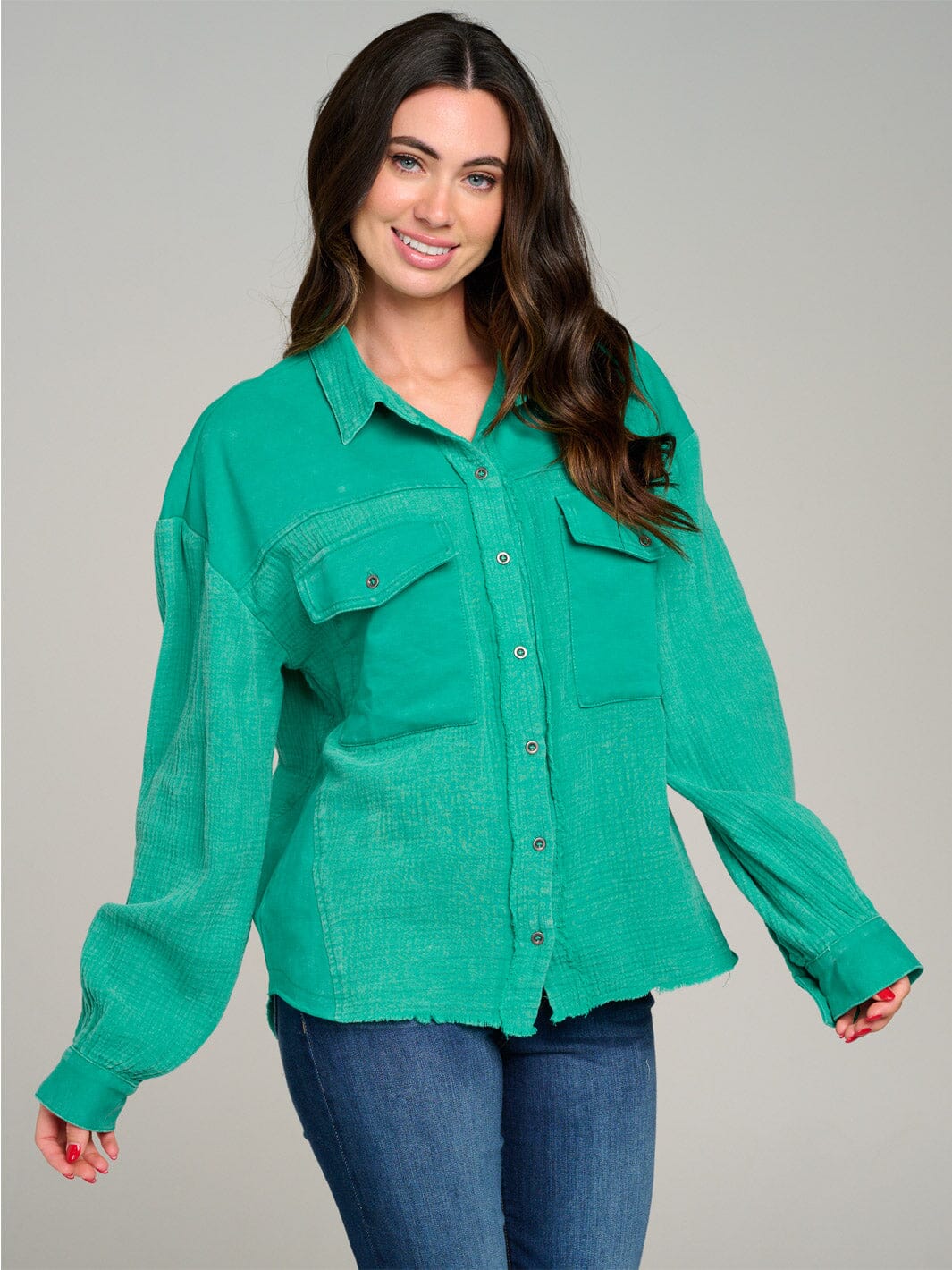 WOMEN'S LONG SLEEVE BUTTON UP FRONT POCKETS HIGH-LOW OVERSIZE TOP