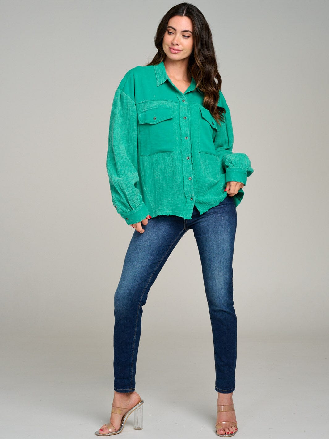 WOMEN'S LONG SLEEVE BUTTON UP FRONT POCKETS HIGH-LOW OVERSIZE TOP