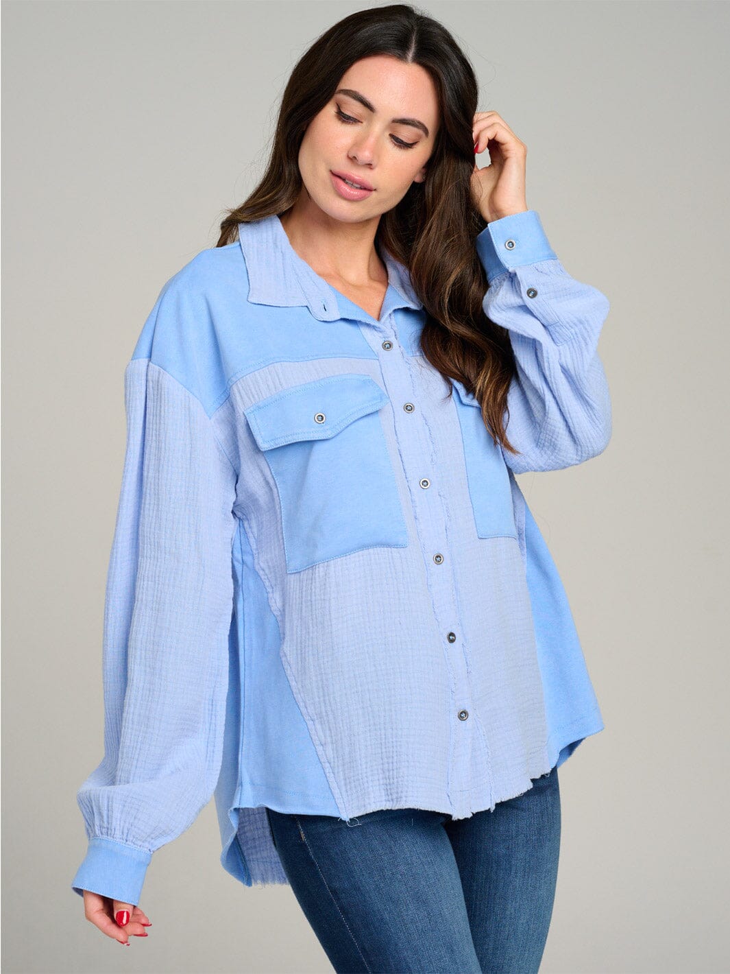WOMEN'S LONG SLEEVE BUTTON UP FRONT POCKETS HIGH-LOW OVERSIZE TOP