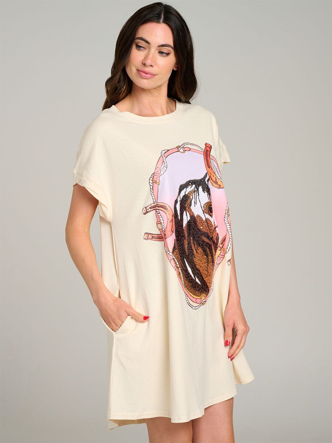 WOMEN'S SHORT SLEEVE FRONT POCKETS GRAPHIC TUNIC MINI DRESS