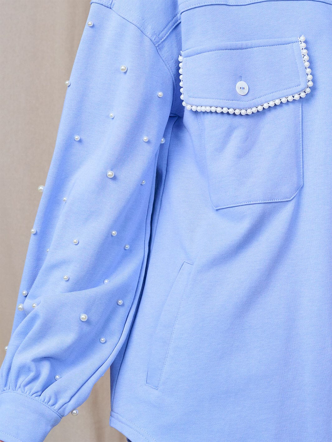WOMEN'S LONG SLEEVE BUTTON CLOSURE FRONT POCKETS PEARL TRIM SHACKET