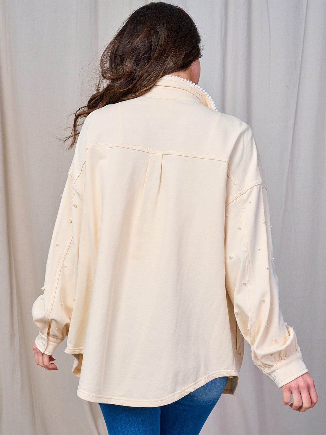WOMEN'S LONG SLEEVE BUTTON CLOSURE FRONT POCKETS PEARL TRIM SHACKET