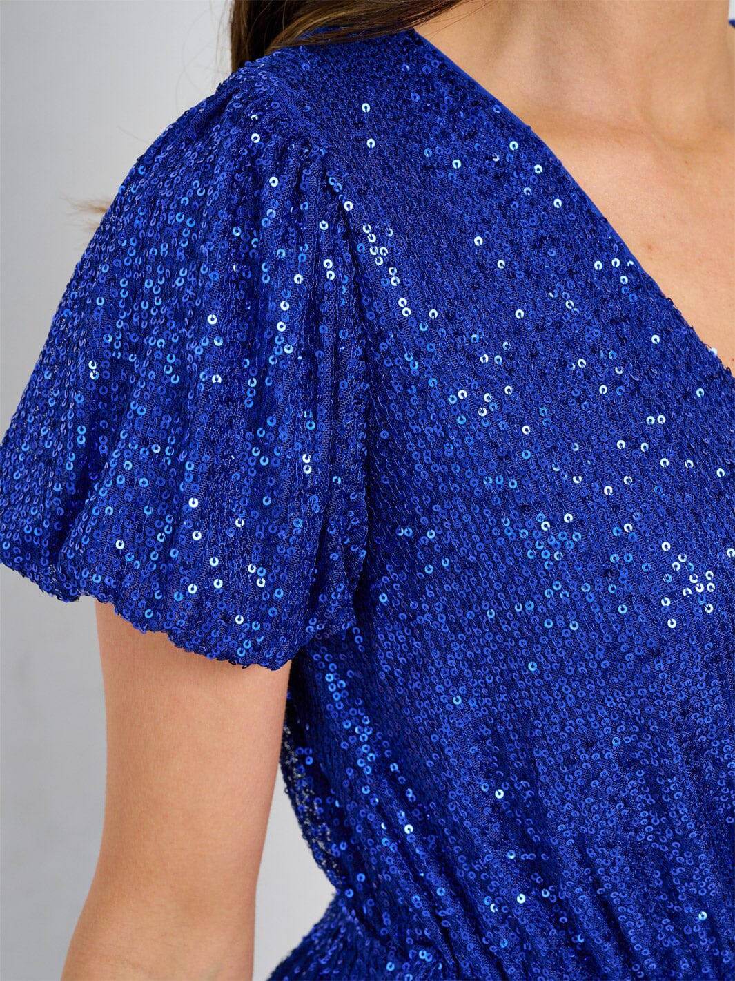 WOMEN'S SHORT SLEEVE SURPLICE SELF TIE SEQUINS ROMPER