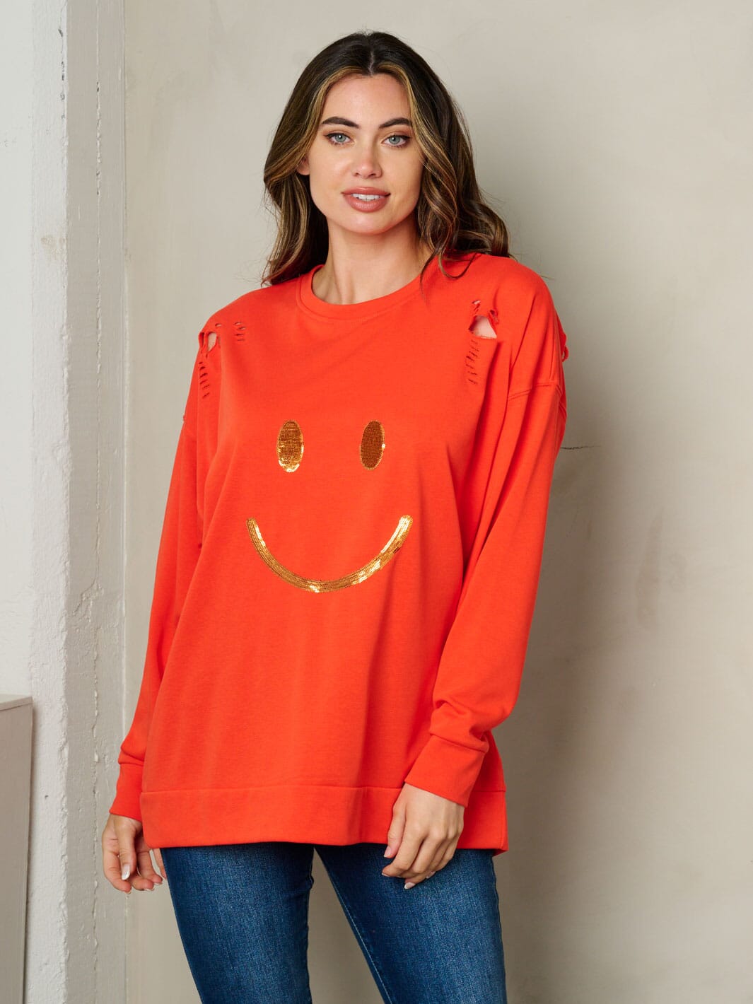 WOMEN'S LONG SLEEVE DISTRESSED GRAPHIC SEQUINS DETAILED TOP