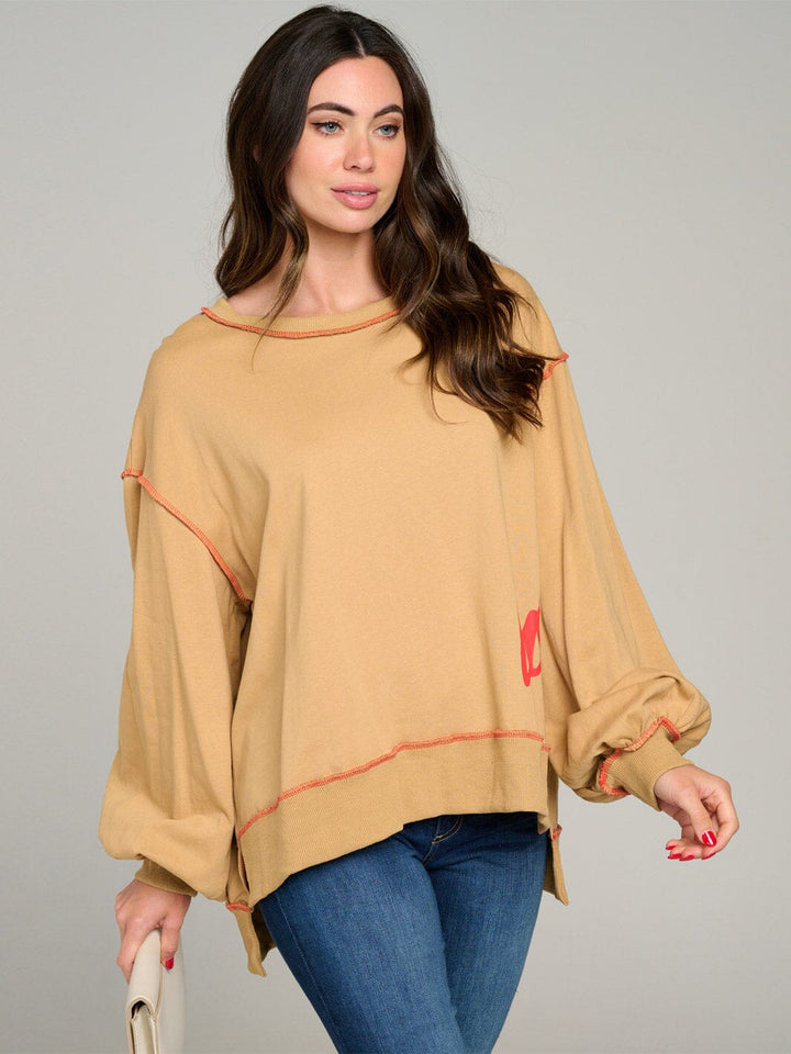 WOMEN'S LONG SLEEVE GRAPHIC HIGH-LOW OVERSIZED TOP