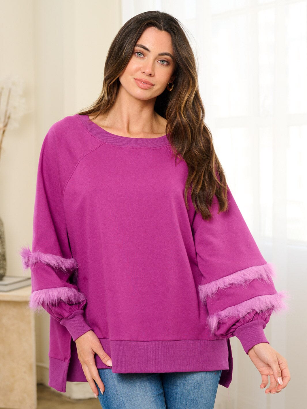 WOMEN'S LONG FEATHER SLEEVE OVERSIZED HIGH-LOW TOP