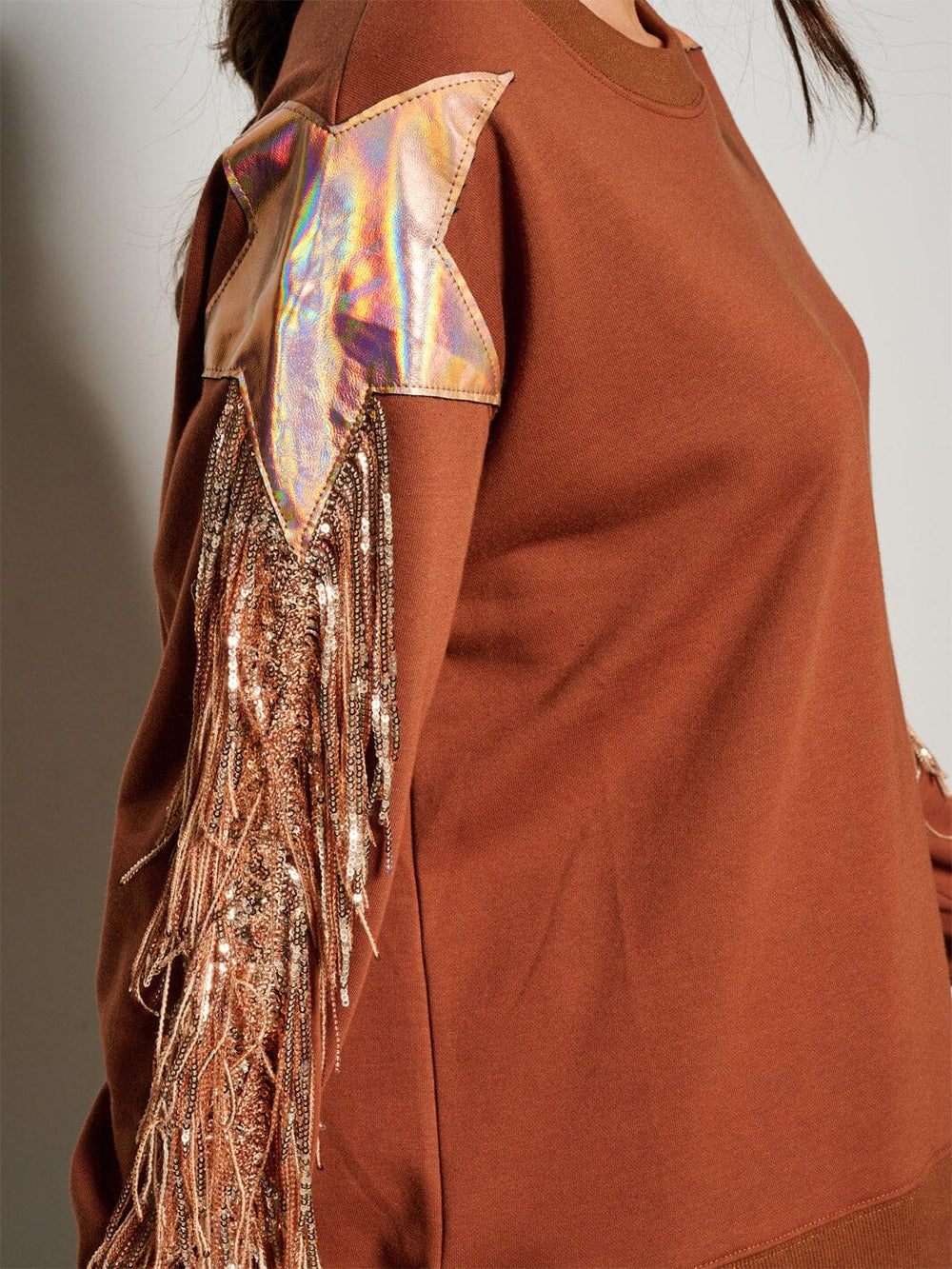WOMEN'S LONG SLEEVE FRINGE SEQUINS DETAILED SWEATER