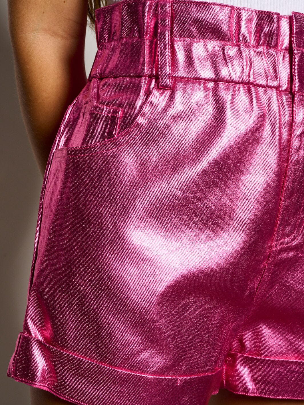 WOMEN'S ELASTIC WAIST POCKET METALLIC MINI SHORTS