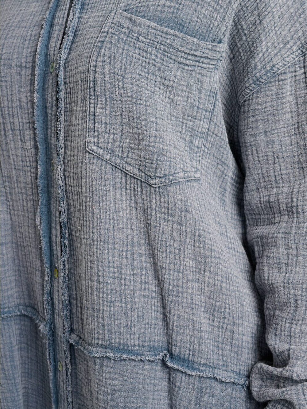 WOMEN'S LONG SLEEVE BUTTON UP FRONT POCKET OVERSIZED WASHED TOP
