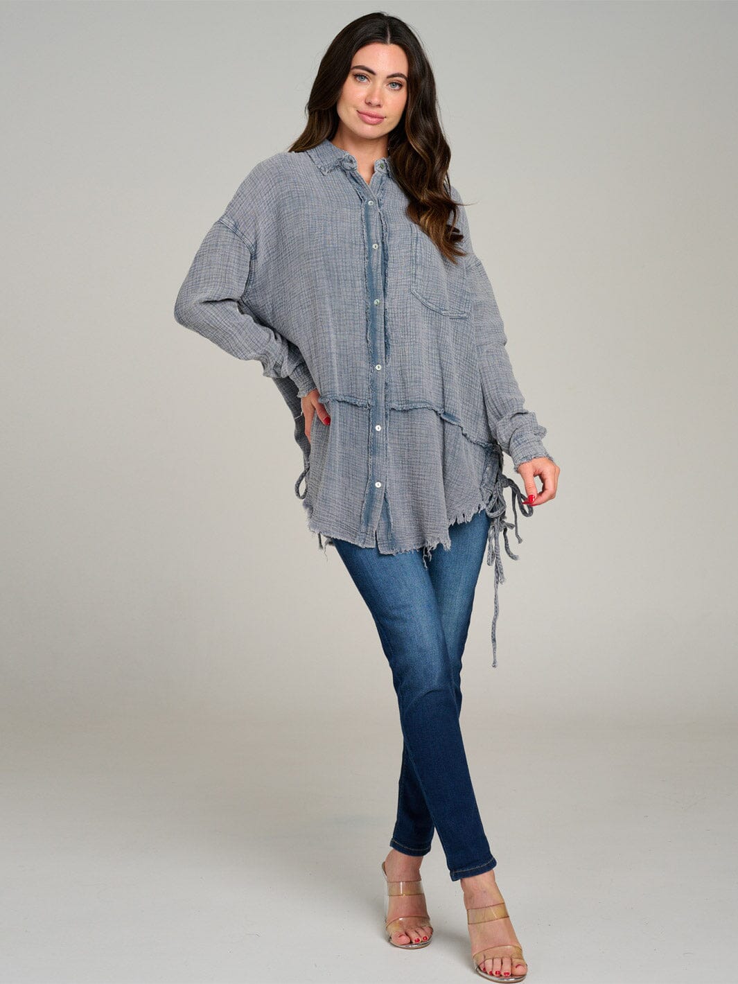WOMEN'S LONG SLEEVE BUTTON UP FRONT POCKET OVERSIZED WASHED TOP